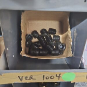 BIG SET SCREW IN BACK OF GUN