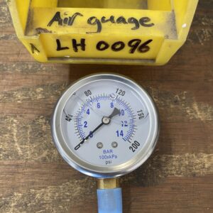 AIR GAUGE 200 P.S.I.