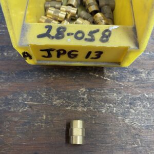COUPLER 1/8 BRASS